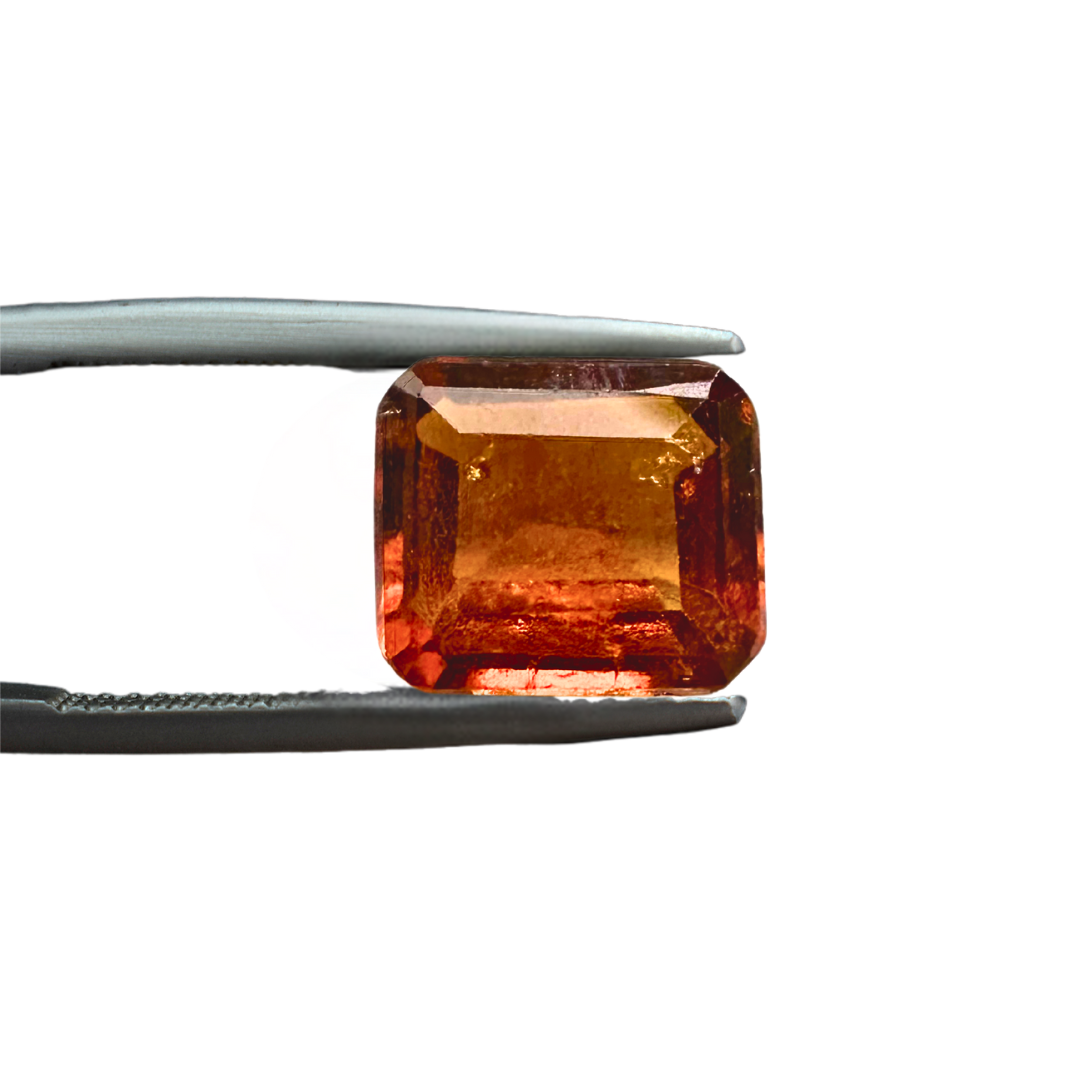 Natural Hessonite garnet 2.81 Carat