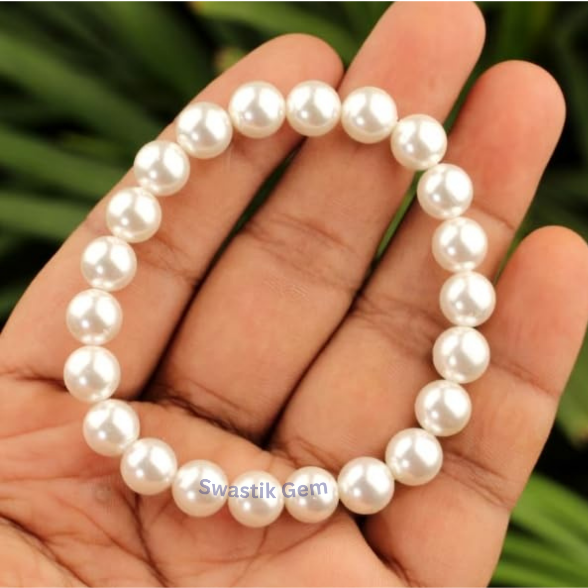 use of Crystal Pearl Bracelet